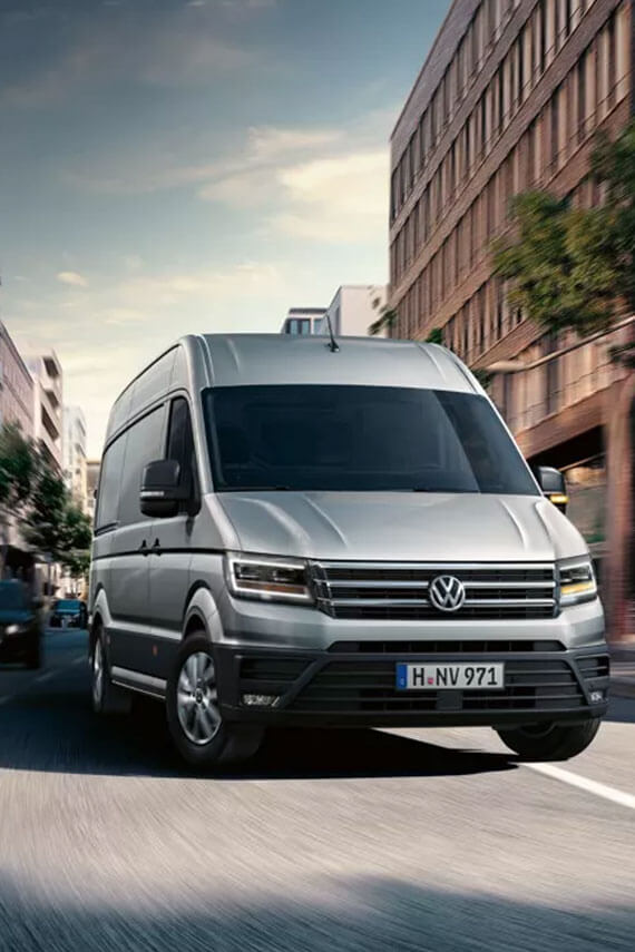 vw-crafter-cargo-van-galeria-01 